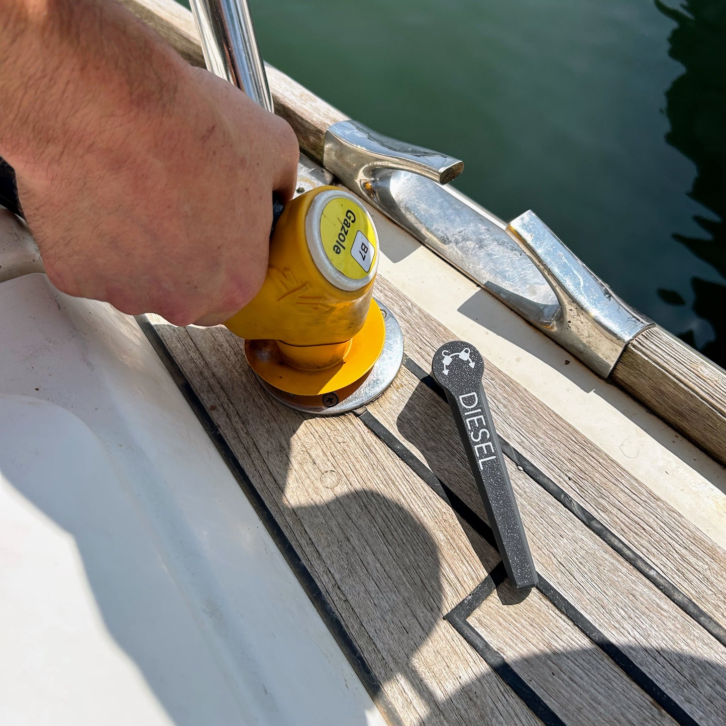 Open3DSailing Deck Filler Star Key – Floating Marine Key for Jeanneau & Beneteau Fuel, Water & Waste Caps